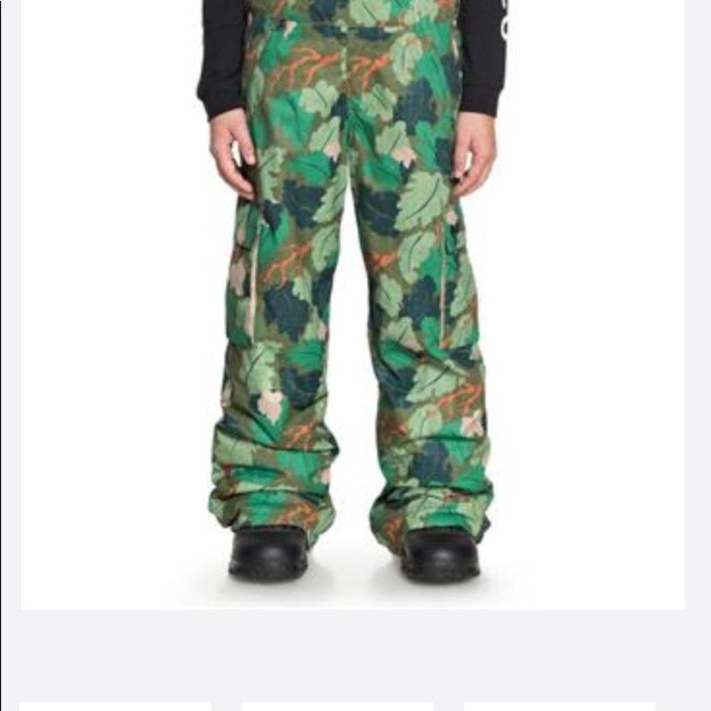 DC snow bib size M/10, Camo, Adjustable Elastic suspender staps